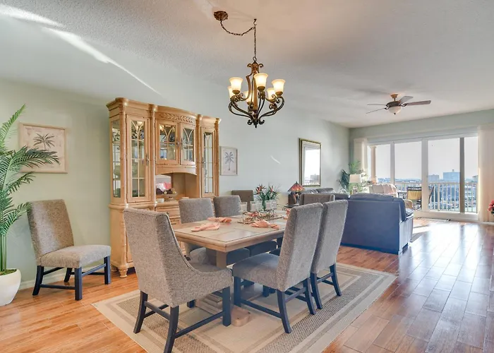 Coastal W/ Harbor Views: Steps To Beach! * Clearwater Beach