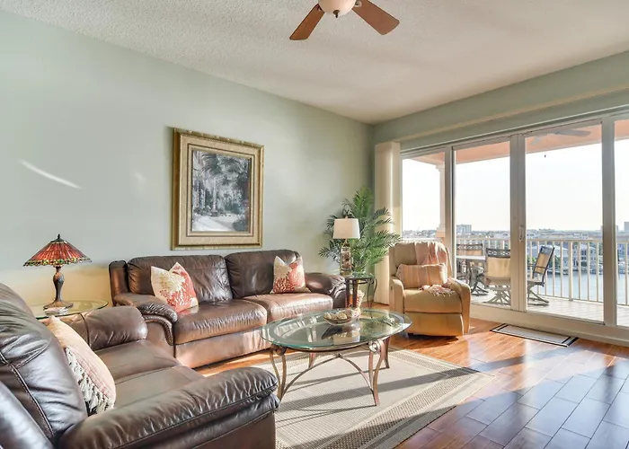 Ferienhaus Coastal W/ Harbor Views: Steps To Beach! Clearwater Beach